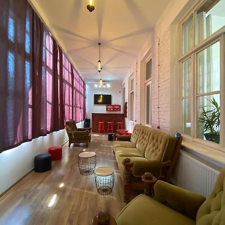 Appartement Red Door à Tbilissi Extérieur photo