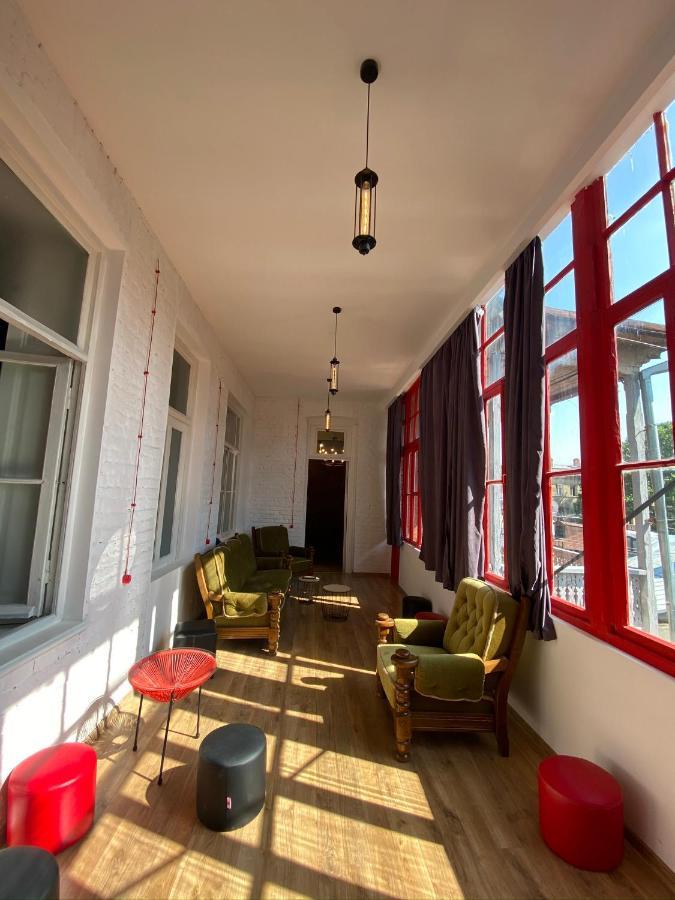 Appartement Red Door à Tbilissi Extérieur photo